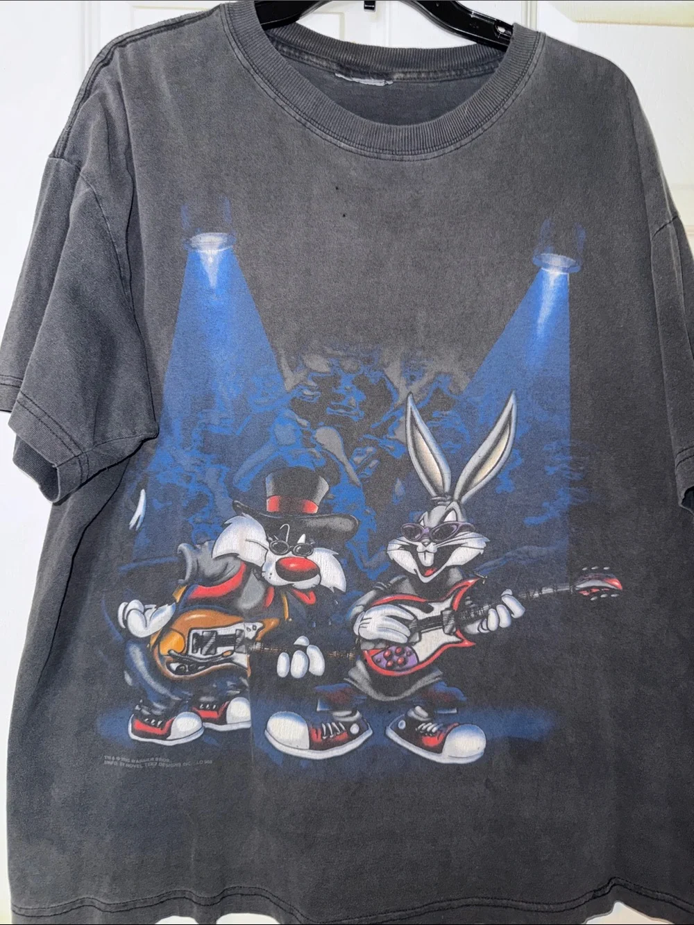 Vintage 90s Looney Tunes Shirt - Picture 1 of 5